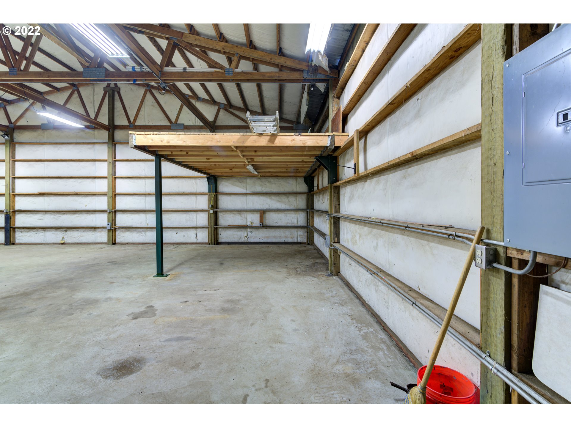 5803 Northeast 259th Street Ridgefield, WA 98642 - Photo 25 of 32 Shop