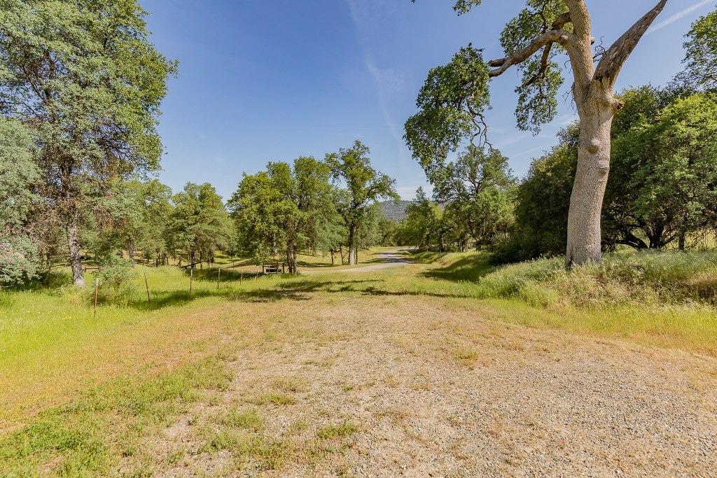 4269 Miwuk Road Mariposa, CA 95338 - Photo 39 of 68 Gallery Image 39