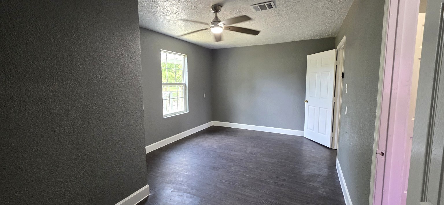 5701 County Road 288, Unit 7 Angleton, TX 77515 - Photo 13 of 21 Gallery Image 13