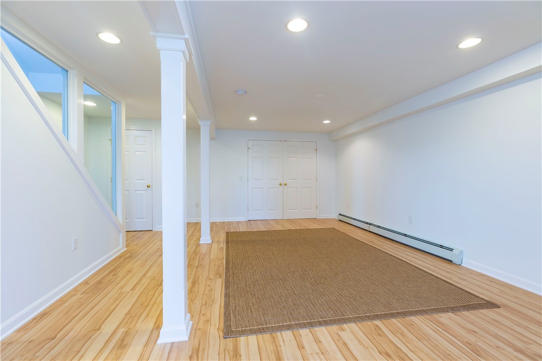 331 Shore Road Westerly, RI 02891 - Photo 29 of 37