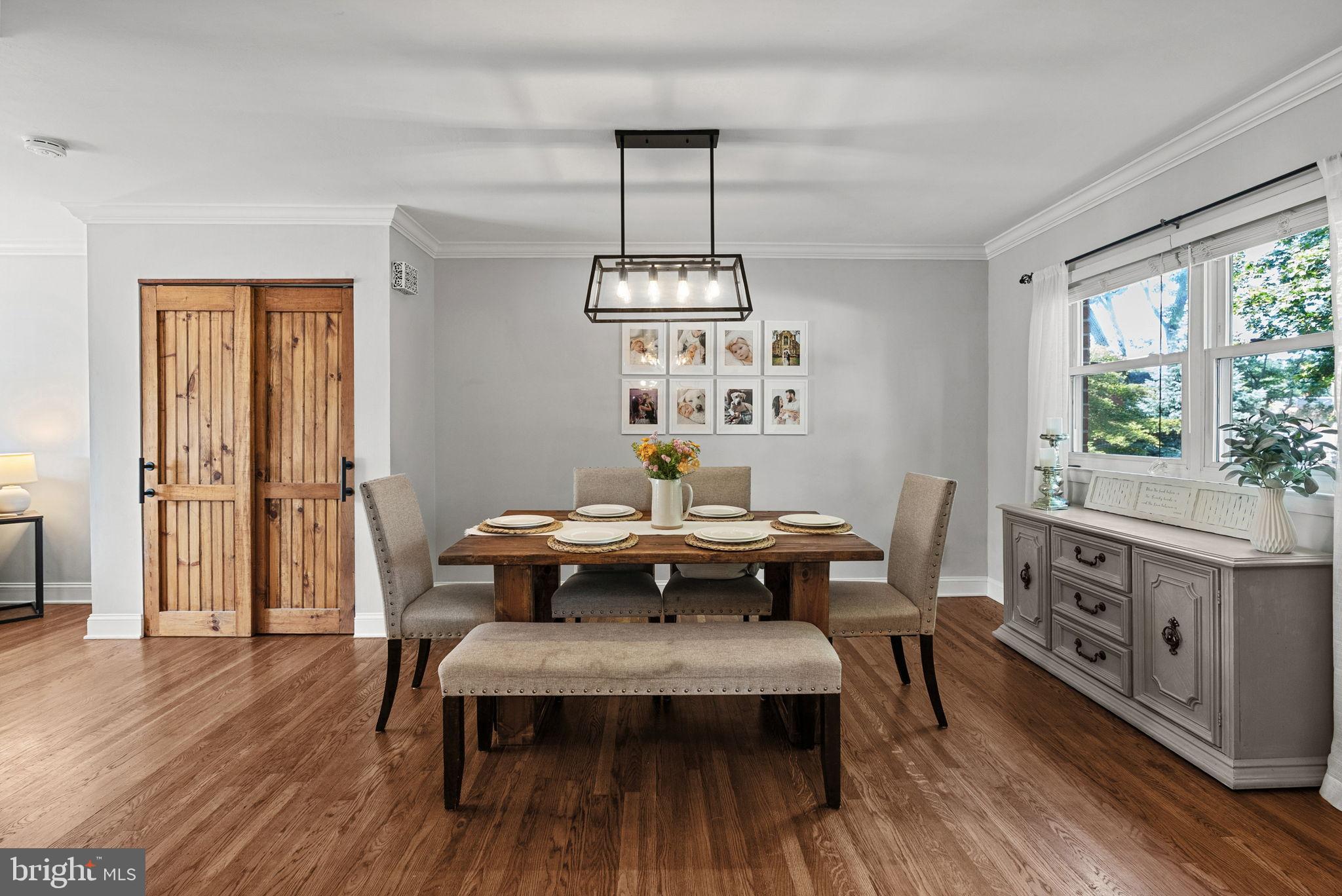 3422 Orion Road Philadelphia, PA 19154 - Photo 13 of 30 Charming dining space with natural light.