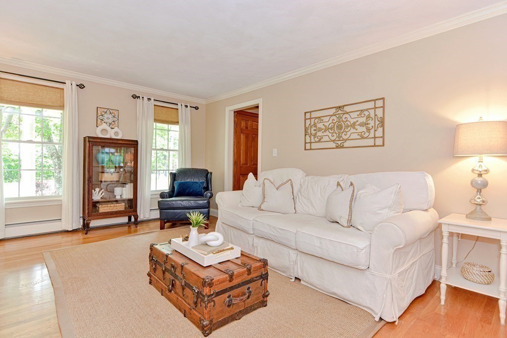 16 Jefferson Road Franklin, MA 02038 - Photo 11 of 41 Gallery Image 11