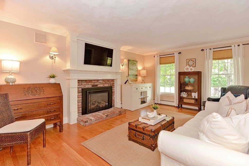 16 Jefferson Road Franklin, MA 02038 - Photo 12 of 41 Gallery Image 12