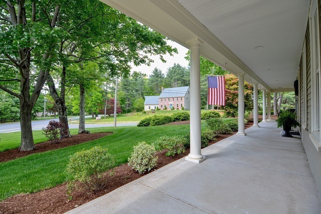 16 Jefferson Road Franklin, MA 02038 - Photo 4 of 41 Gallery Image 4