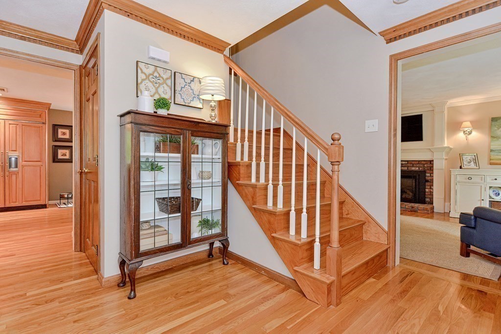 16 Jefferson Road Franklin, MA 02038 - Photo 6 of 41 Gallery Image 6
