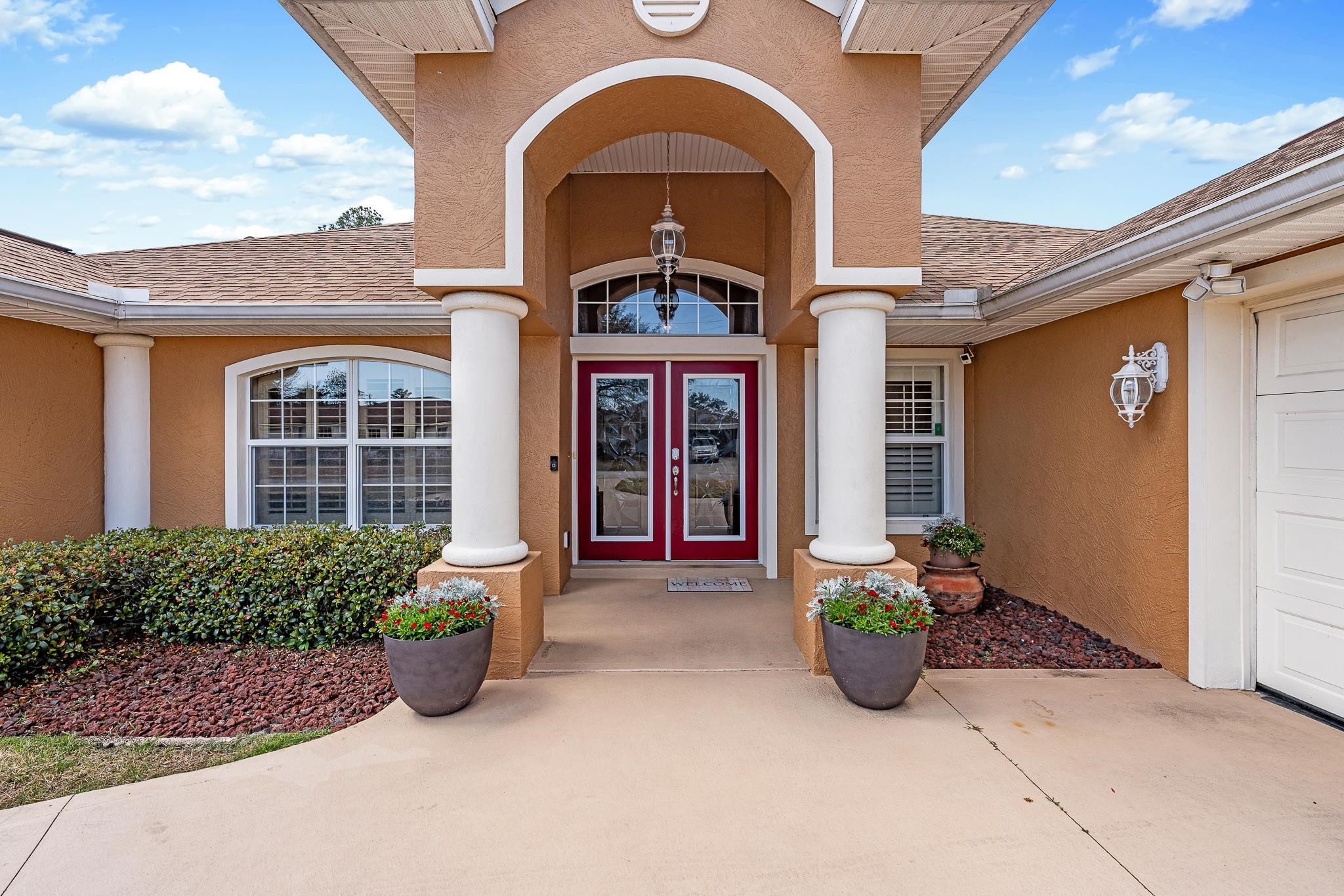 8 Rocking Horse Drive Palm Coast, FL 32164 - Photo 3 of 56