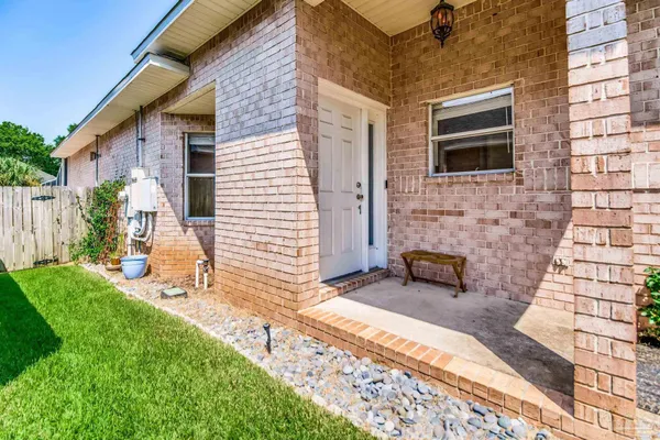 $417,000 | 3023 Oak Pointe Drive, Pensacola, FL 32505