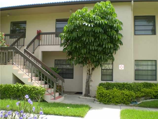 21506 Juego Circle, Unit 28B Boca Raton, FL 33433 - Photo 1 of 2 Primary Photo