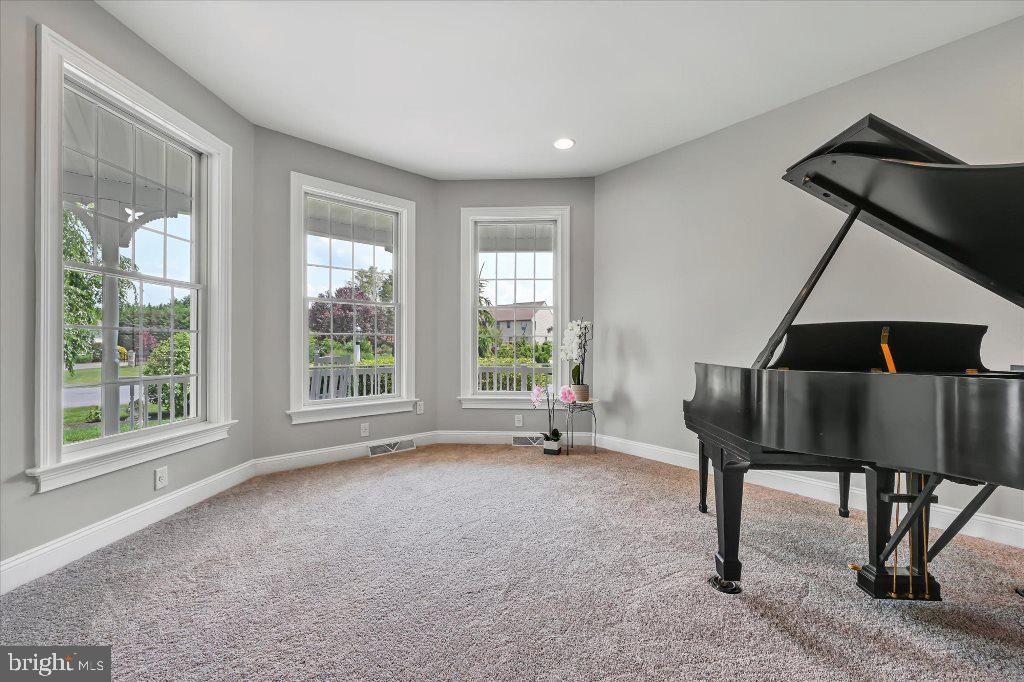 39 Ridgefield Drive Lancaster, PA 17602 - Photo 10 of 51 Gallery Image 10