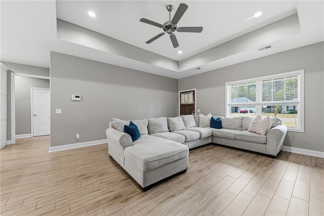 113 Logans Way Kingsland, GA 31548 - Photo 6 of 32 Spacious area.