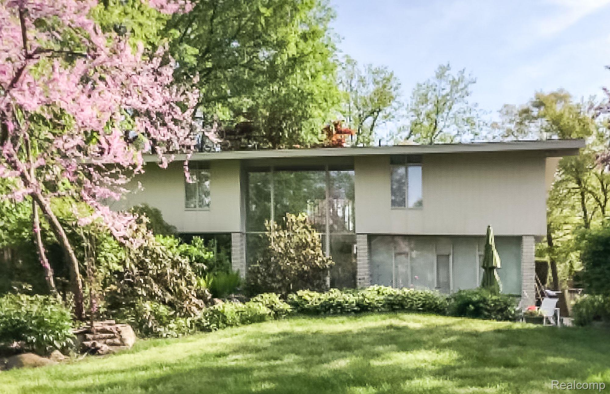 3364 Greentree Road Bloomfield Hills, MI 48304 - Photo 25 of 25 Rear View
