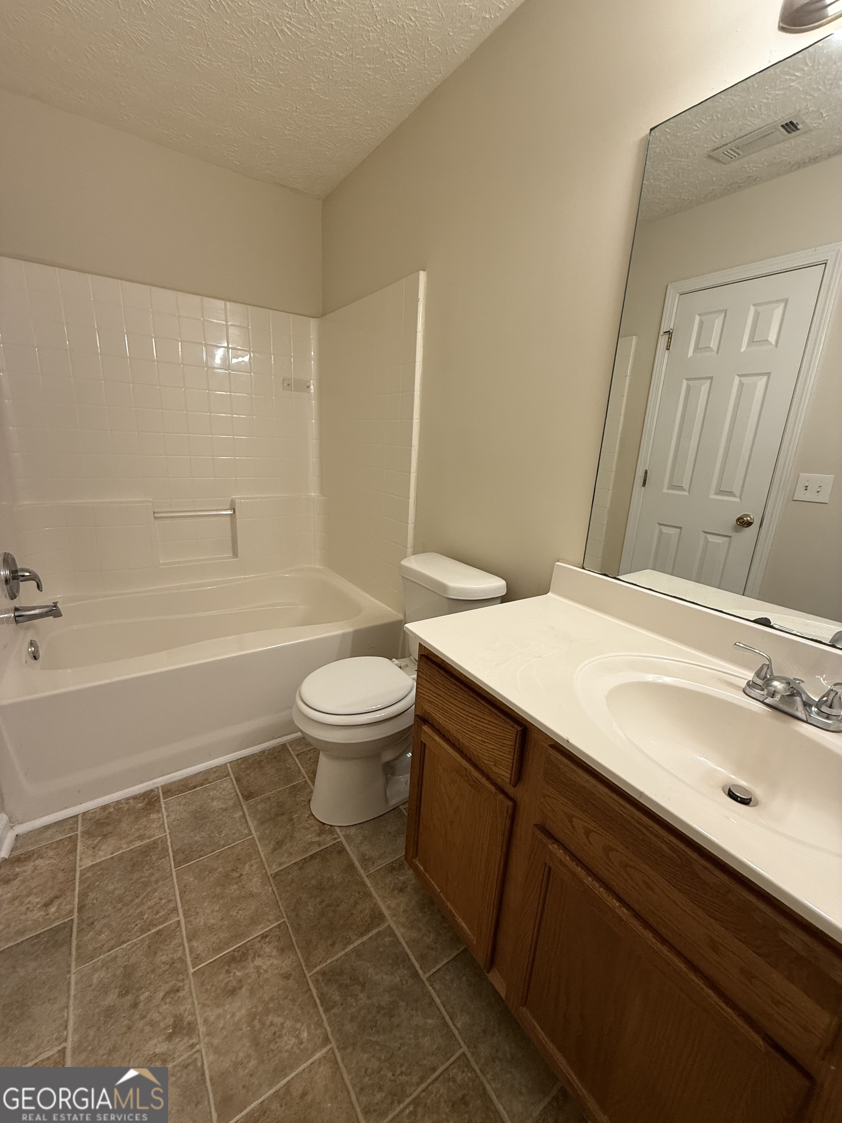 2035 Lakeside Circle Covington, GA 30016 - Photo 26 of 41