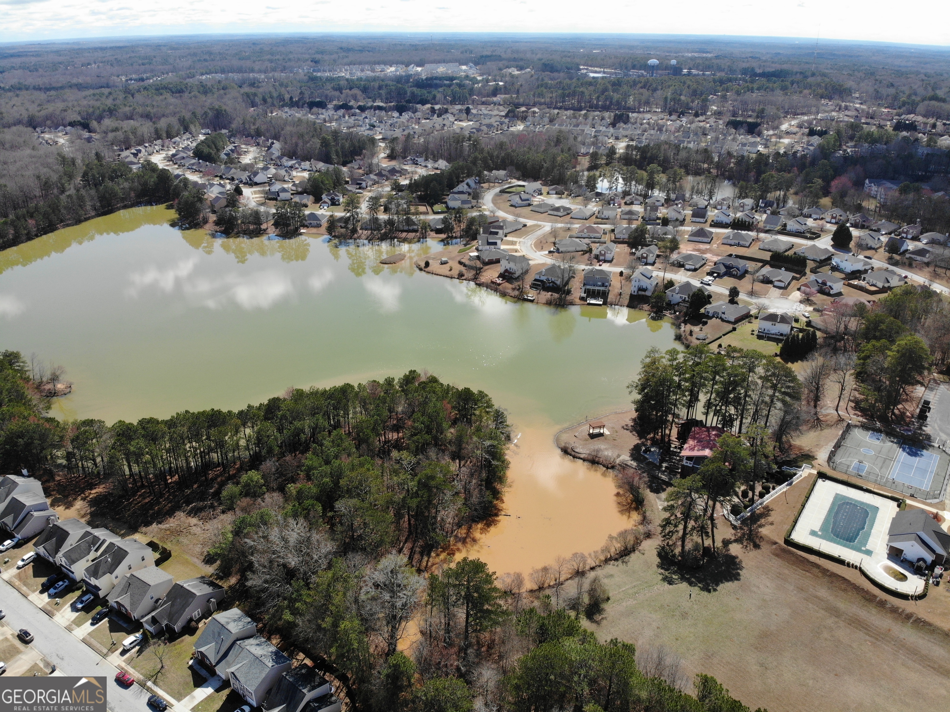2035 Lakeside Circle Covington, GA 30016 - Photo 3 of 41