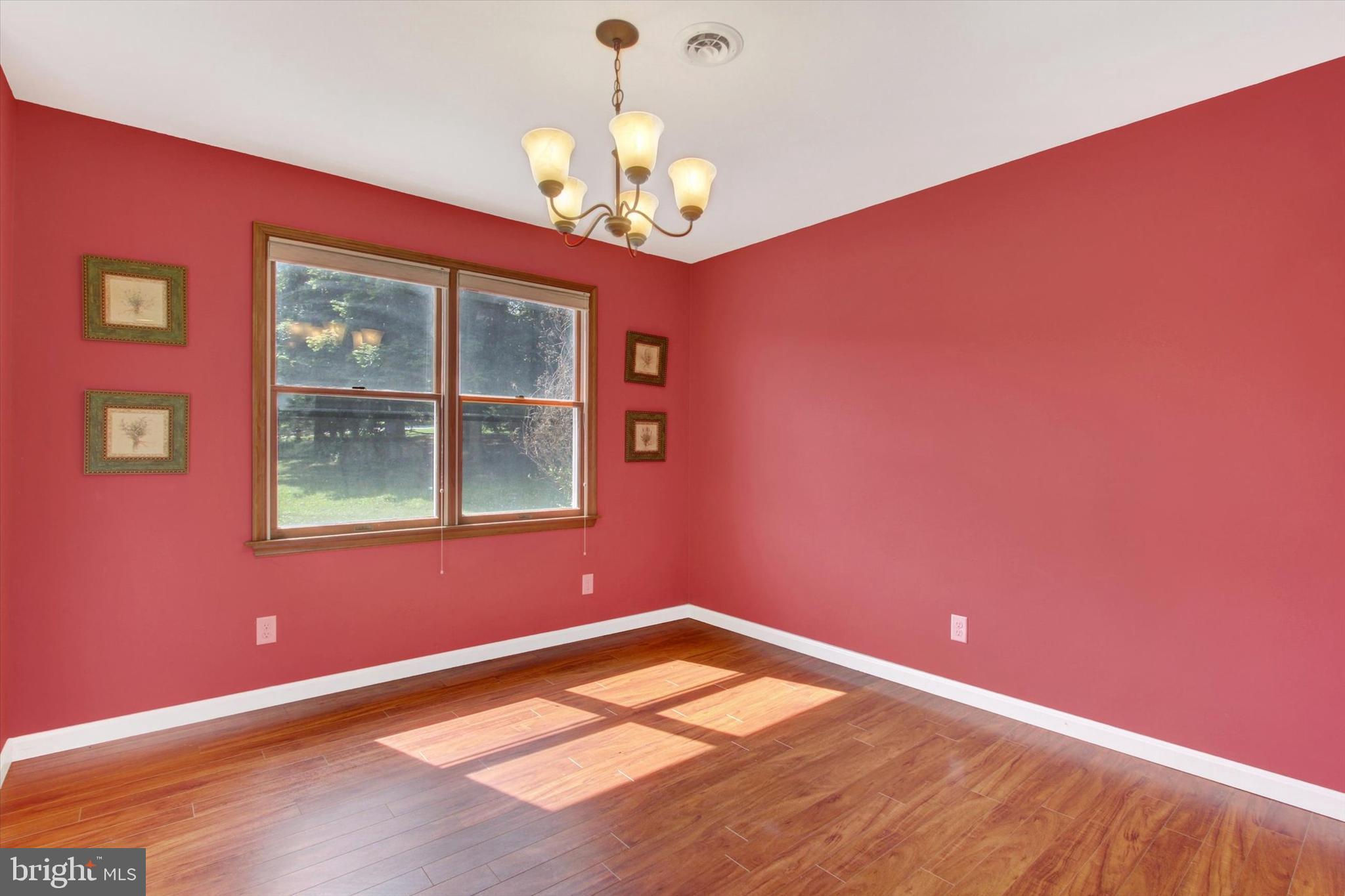 8057 Lofty Height Road Waynesboro, PA 17268 - Photo 8 of 47 Gallery Image 8