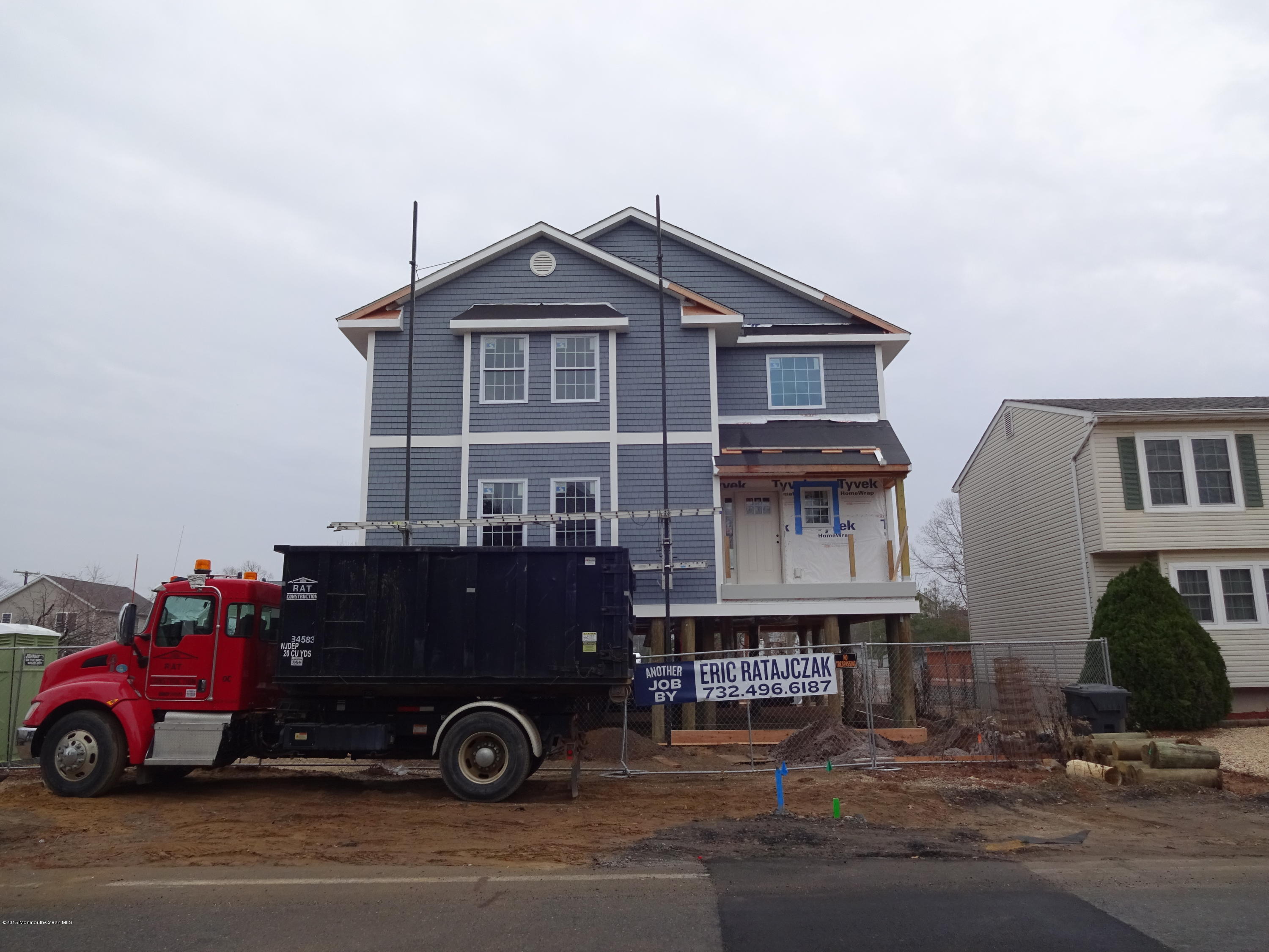 648 Drum Point Road Brick, NJ 08723 - Photo 4 of 16 DSC01612