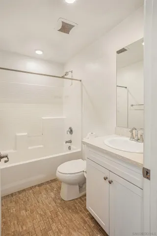 $4,000 | 2840 Athens Road, Unit 10, Chula Vista, CA 91915