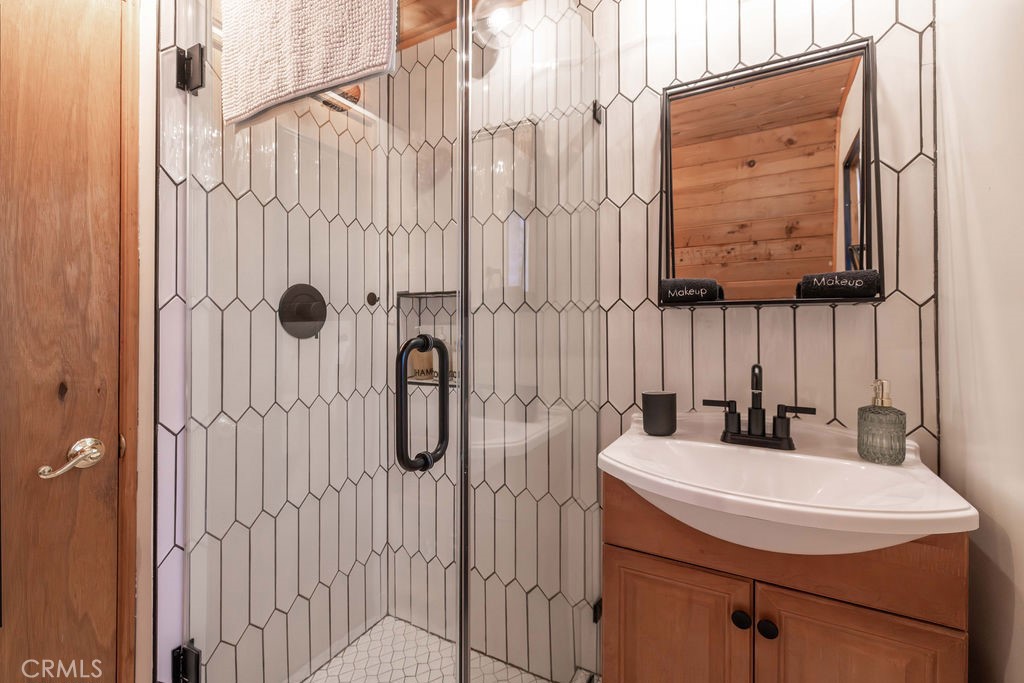 446 Riverside Avenue Sugarloaf, CA 92386 - Photo 15 of 29