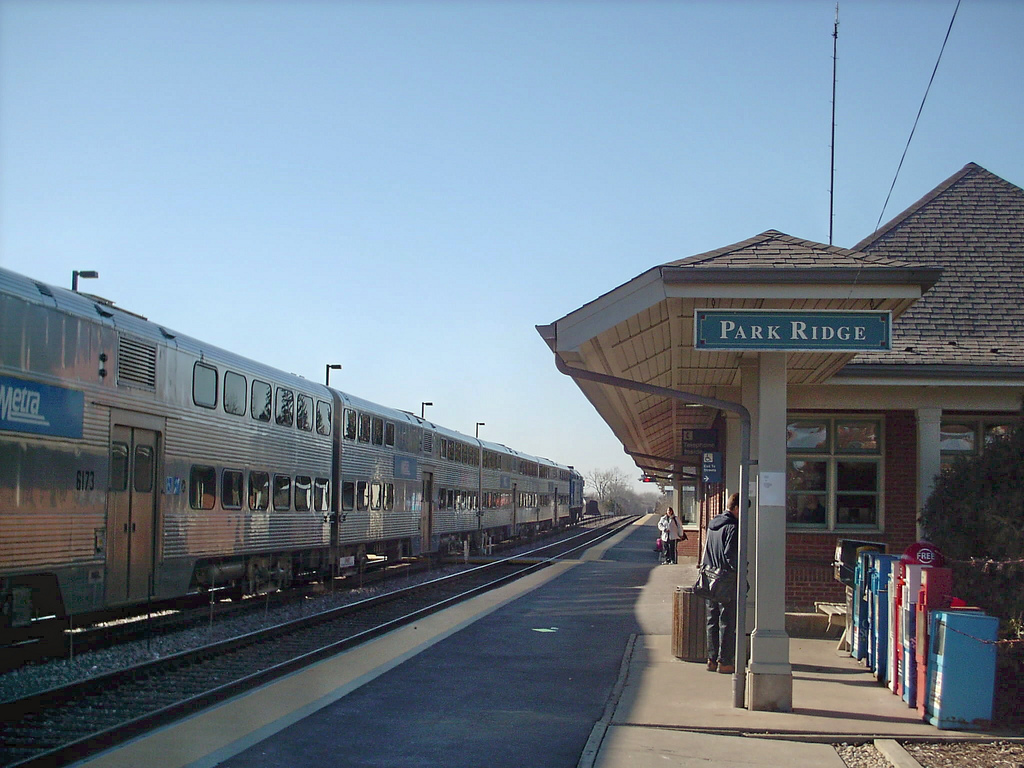 1401 Park Ridge Boulevard Park Ridge, IL 60068 - Photo 40 of 40 a front view of a building with street view