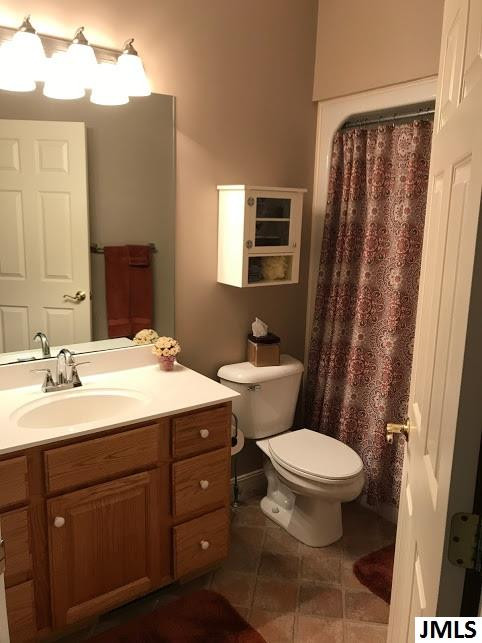 2401 Ridgeway Road, Unit 2 Jackson, MI 49203 - Photo 13 of 17 Photo 13