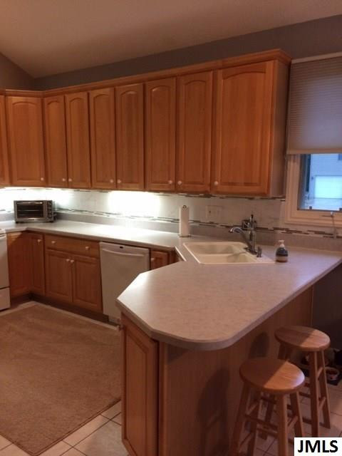 2401 Ridgeway Road, Unit 2 Jackson, MI 49203 - Photo 7 of 17 Photo 7