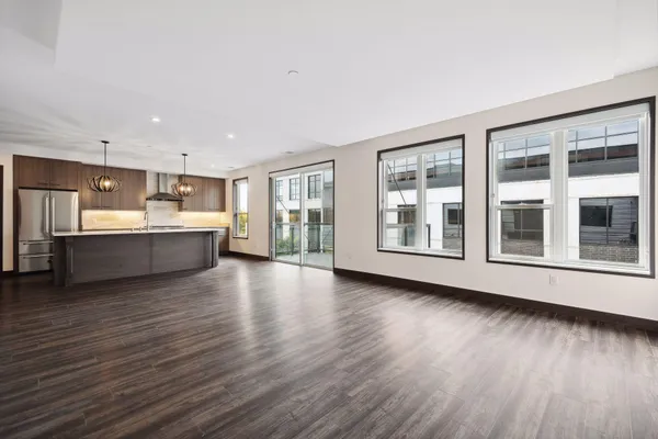 $6,287 | 253 Lake Street East, Unit 309, Wayzata, MN 55391