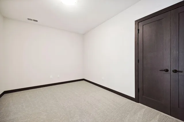 $6,229 | 253 Lake Street East, Unit 309, Wayzata, MN 55391