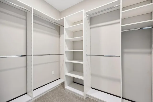 $6,229 | 253 Lake Street East, Unit 309, Wayzata, MN 55391