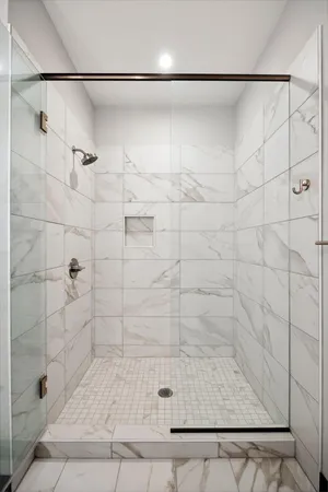 $6,287 | 253 Lake Street East, Unit 309, Wayzata, MN 55391