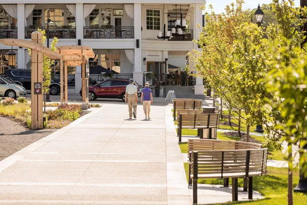 $6,287 | 253 Lake Street East, Unit 309, Wayzata, MN 55391