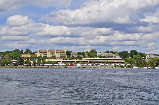 $6,229 | 253 Lake Street East, Unit 309, Wayzata, MN 55391