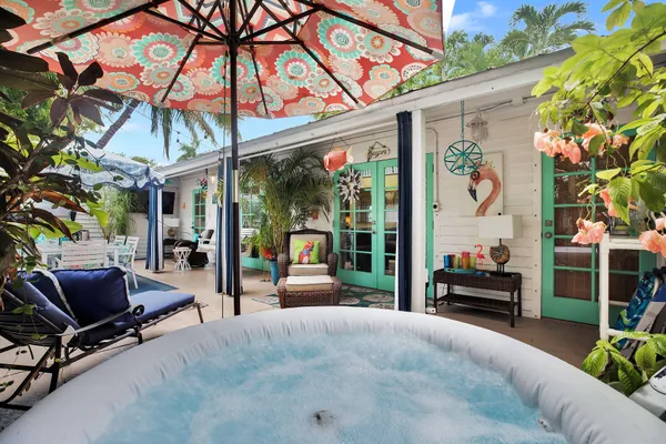 $995,000 | 1209 Truman Avenue, Unit 5, Key West, FL 33040