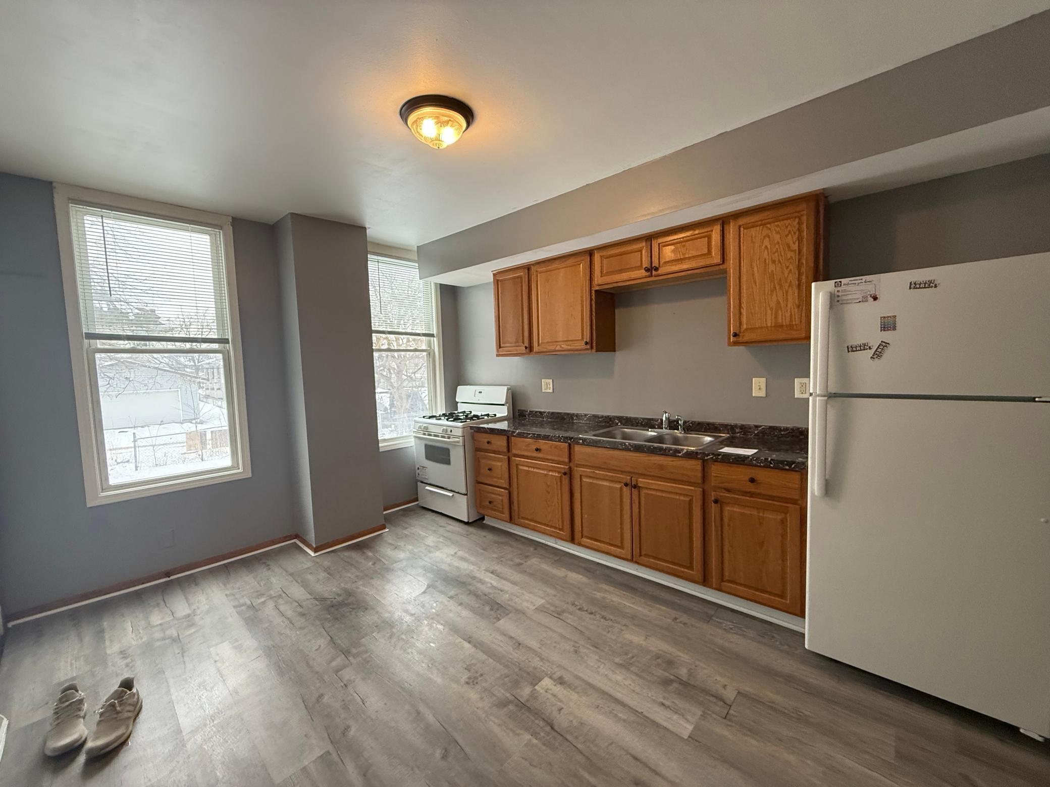 666 Sims Avenue St. Paul, MN 55106 - Photo 2 of 53