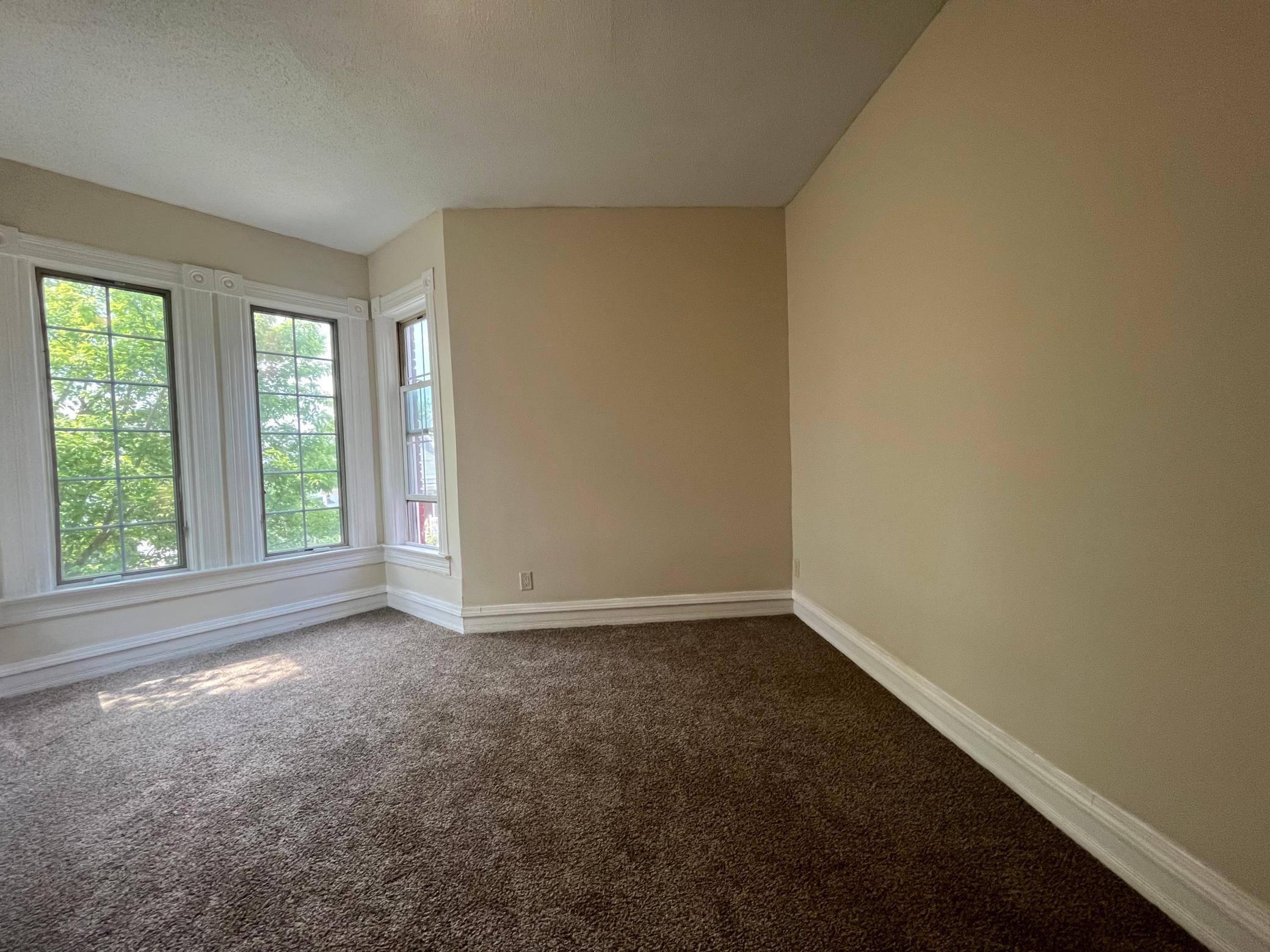 666 Sims Avenue St. Paul, MN 55106 - Photo 23 of 53