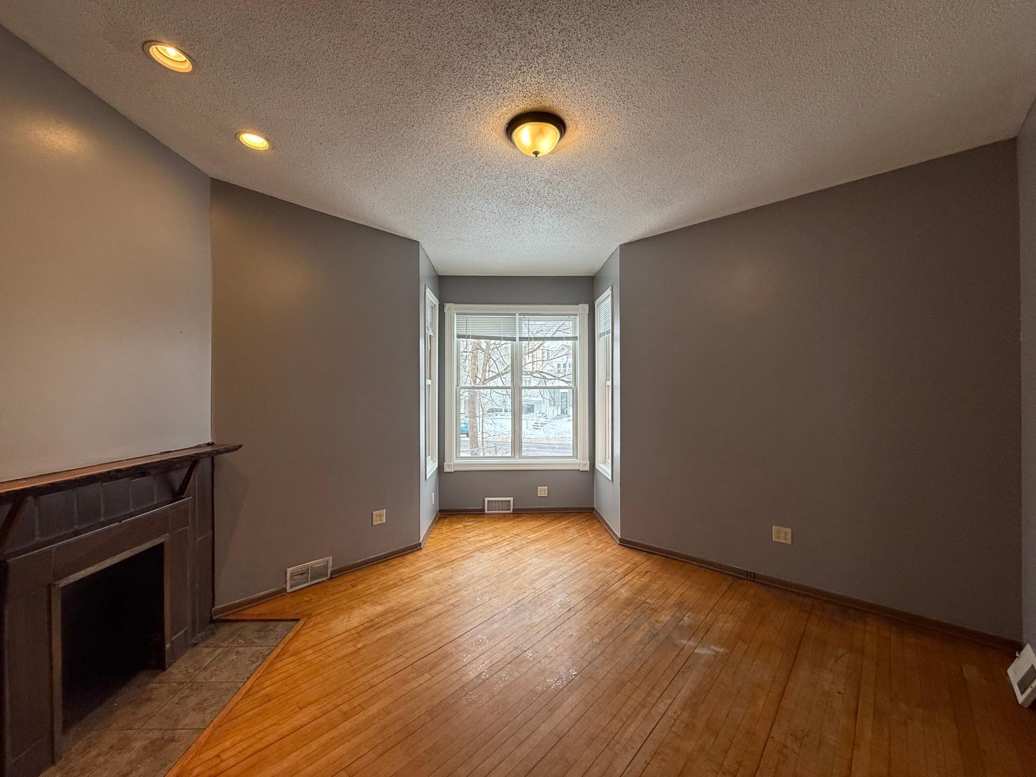 666 Sims Avenue St. Paul, MN 55106 - Photo 6 of 53