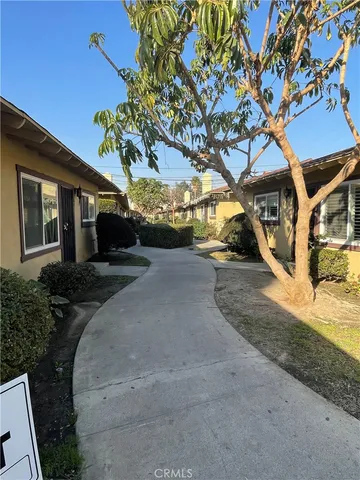 $2,650 | 1541 East La Palma Avenue, Unit A3, Anaheim, CA 92805