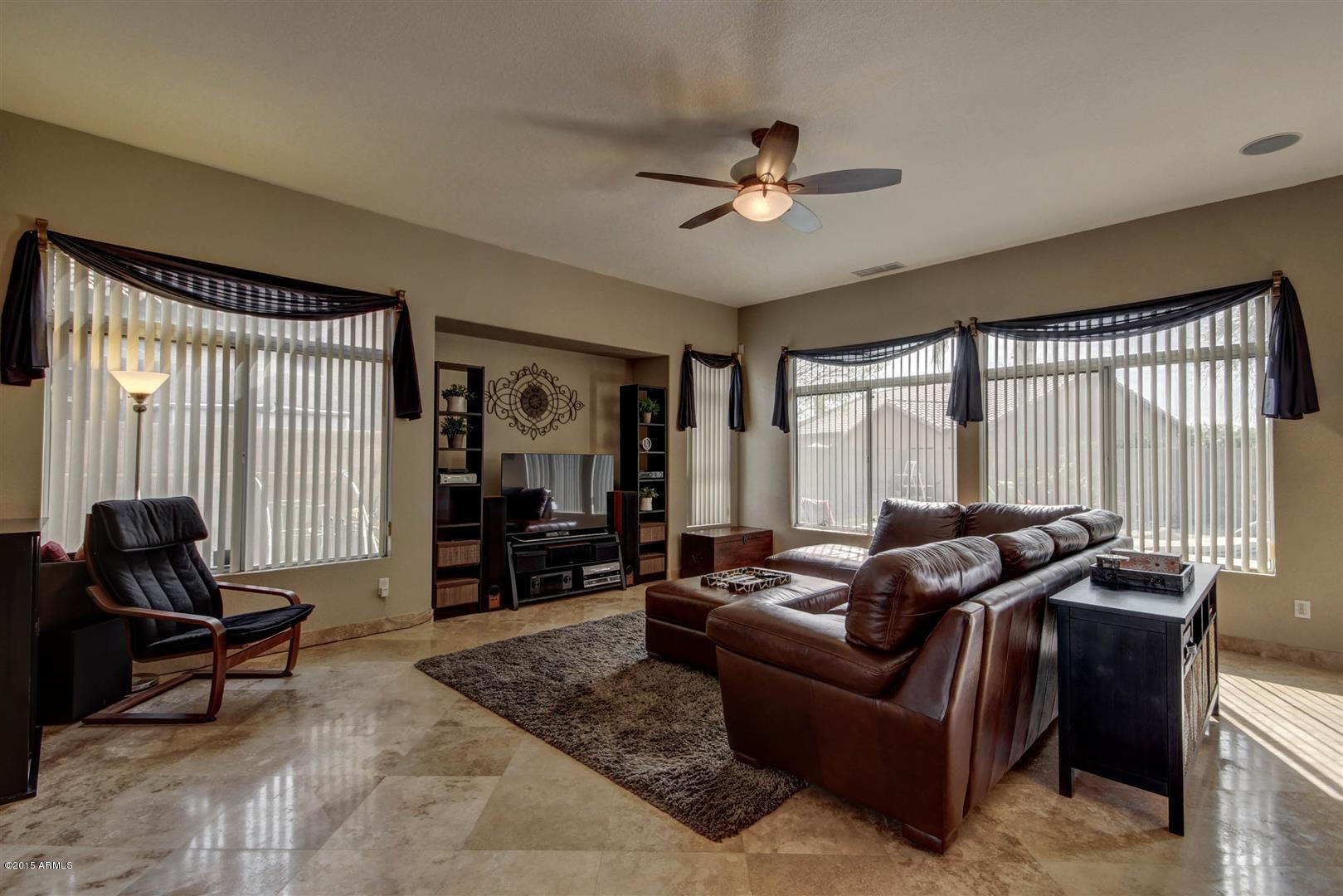 6751 West Del Rio Street Chandler, AZ 85226 - Photo 4 of 38 Living Room