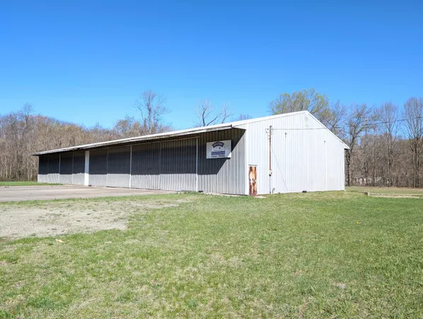 $179,900 | 31160 77 1/2 Street, Covert, MI 49043