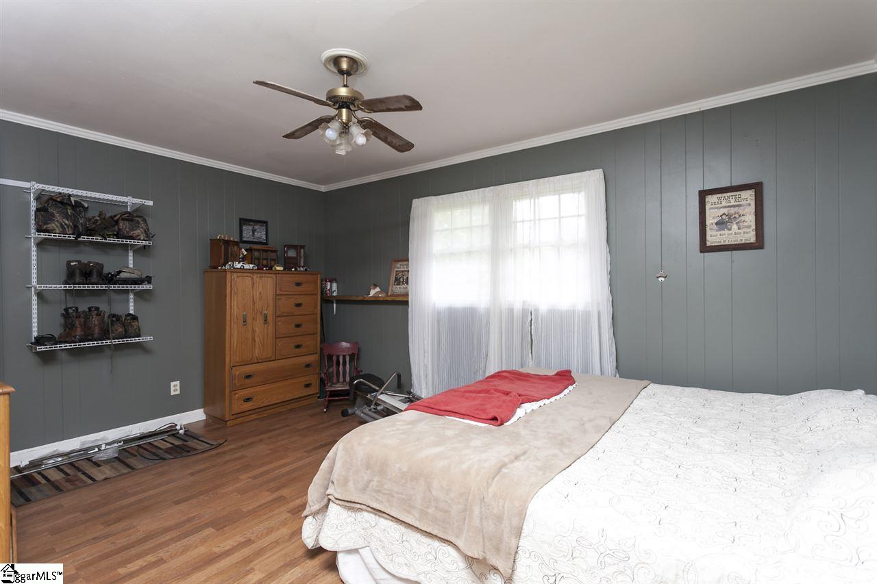 5 Robinson Road Taylors, SC 29687 - Photo 11 of 19