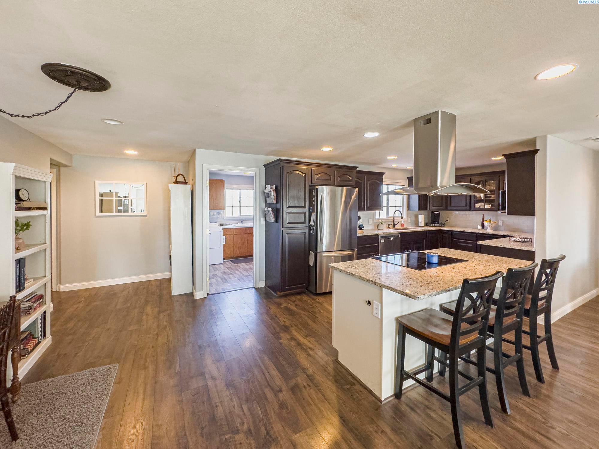 3492 Elm Road Pasco, WA 99301 - Photo 17 of 41 Gallery Image 17