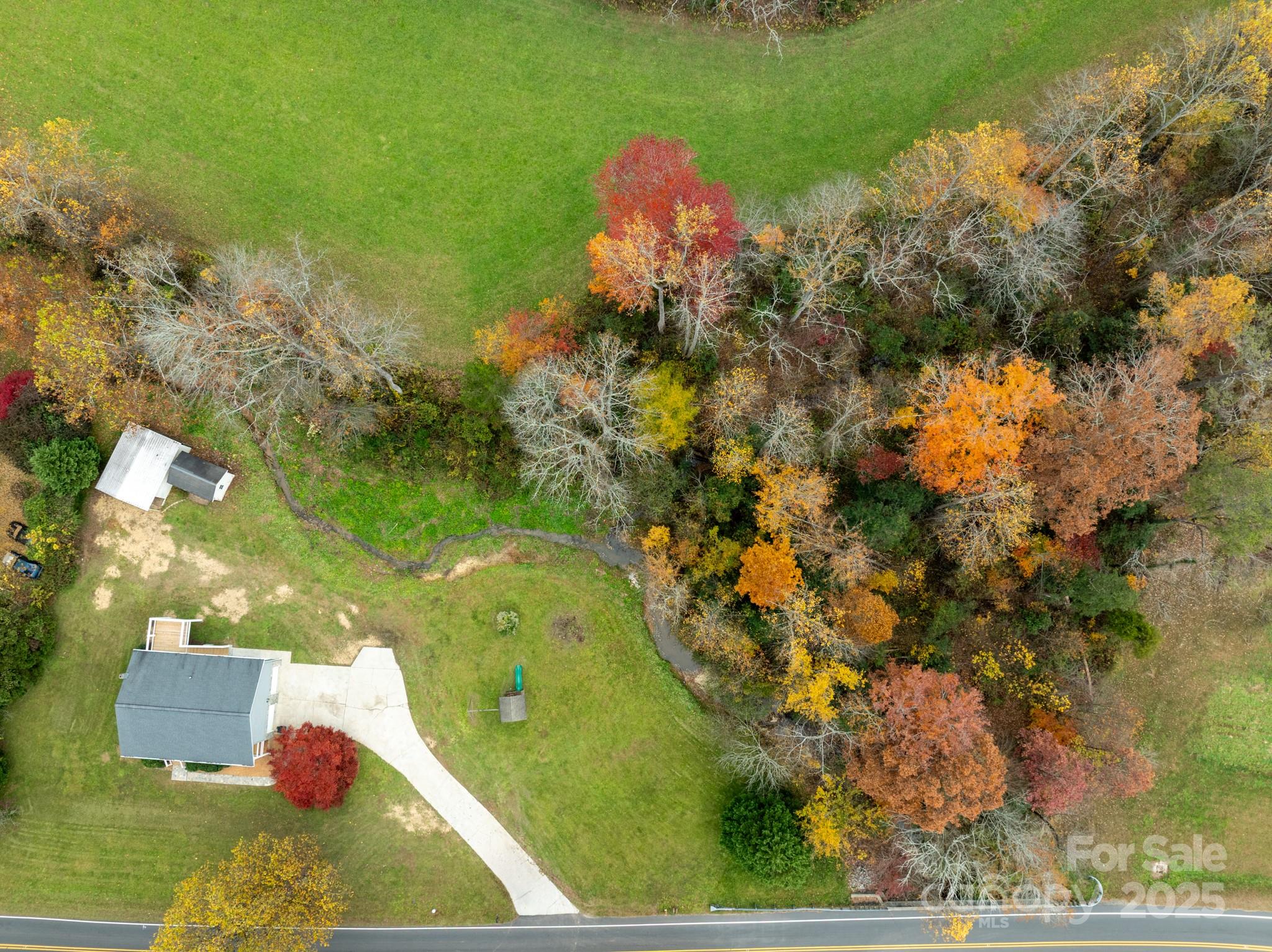2830 Ellerwood Road Hudson, NC 28638 - Photo 3 of 46 a view of lake