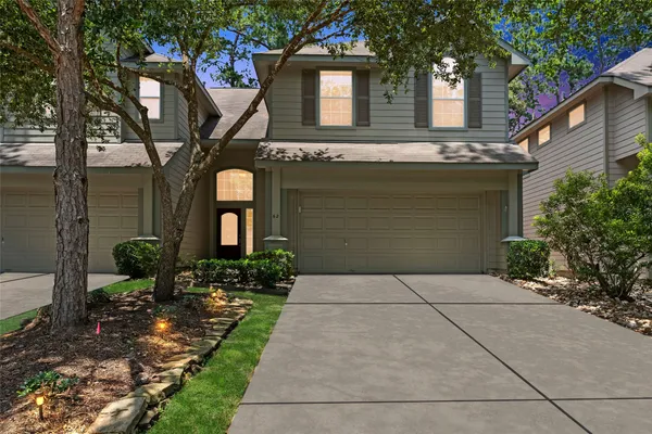 $2,200 | 62 West Twinvale Loop, Conroe, TX 77384