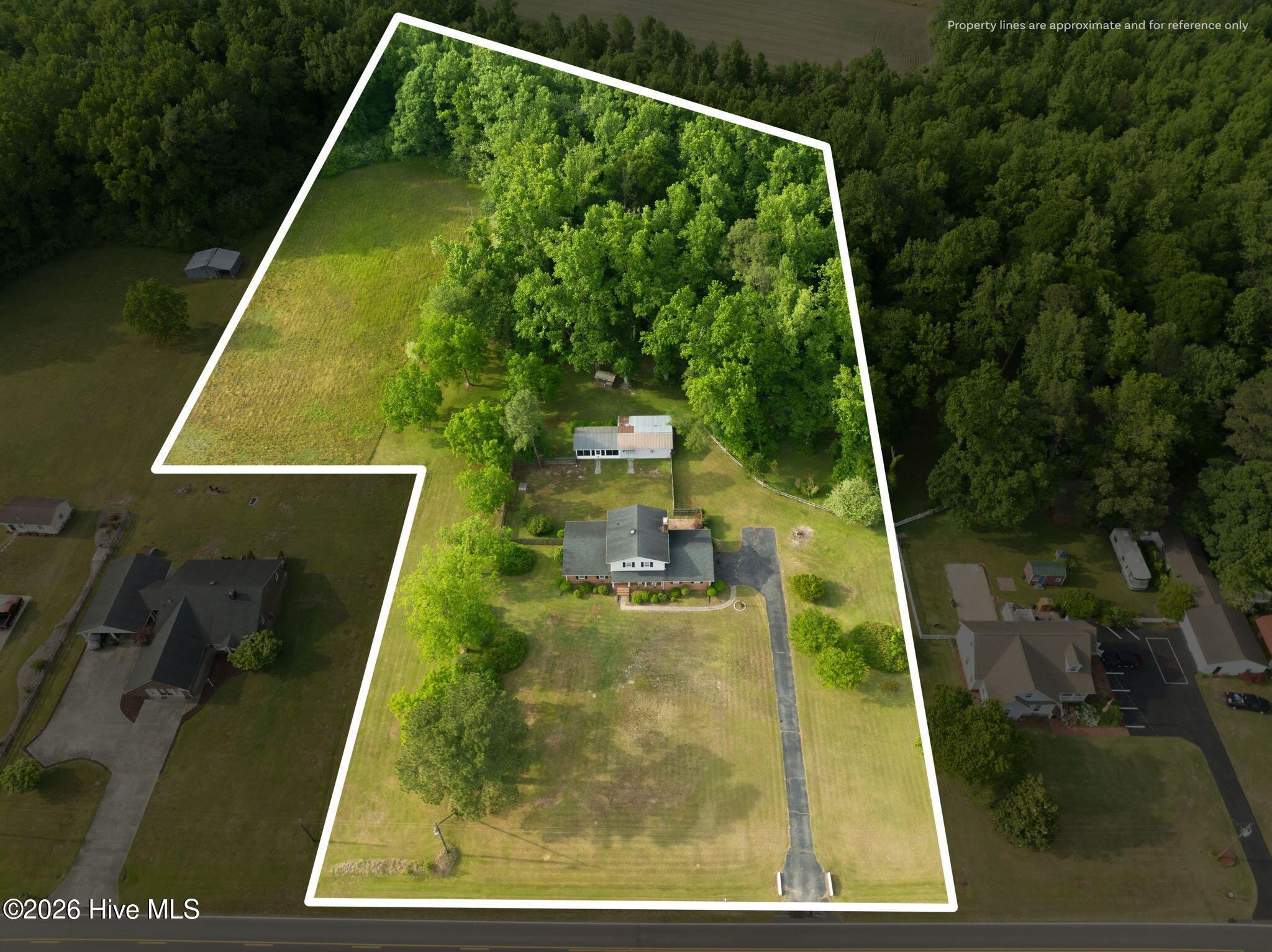 149 Quinn Store Road Beulaville, NC 28518 - Photo 3 of 58 3-web-or-mls-25_edit