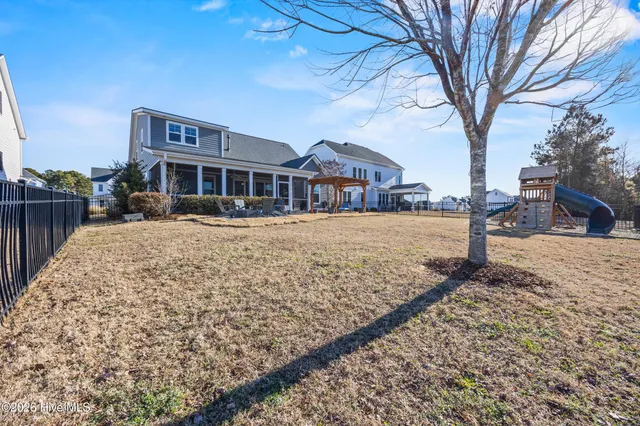 $555,000 | 142 Sailor Sky Way, Hampstead, NC 28443