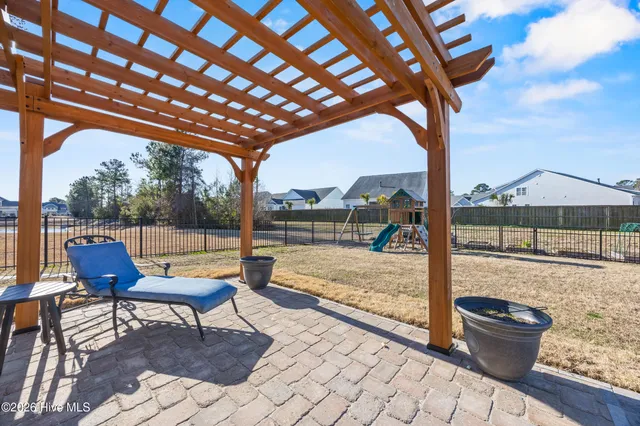 $555,000 | 142 Sailor Sky Way, Hampstead, NC 28443