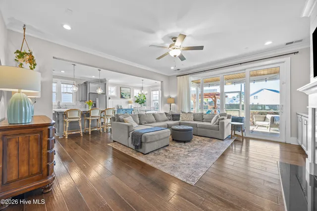 $555,000 | 142 Sailor Sky Way, Hampstead, NC 28443