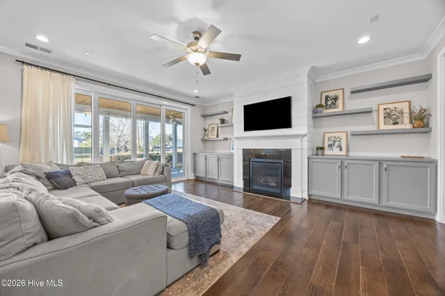 $555,000 | 142 Sailor Sky Way, Hampstead, NC 28443