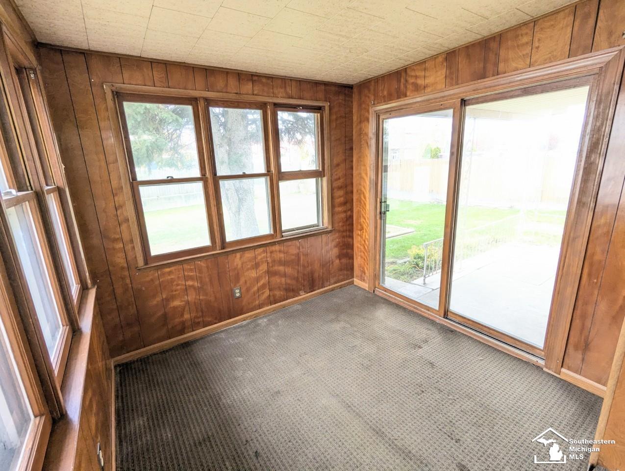 1261 Stewart Road Monroe, MI 48162 - Photo 21 of 31 50193234-b125b437-ca81-4cb5-911b-a93ec8dba69c.JPG