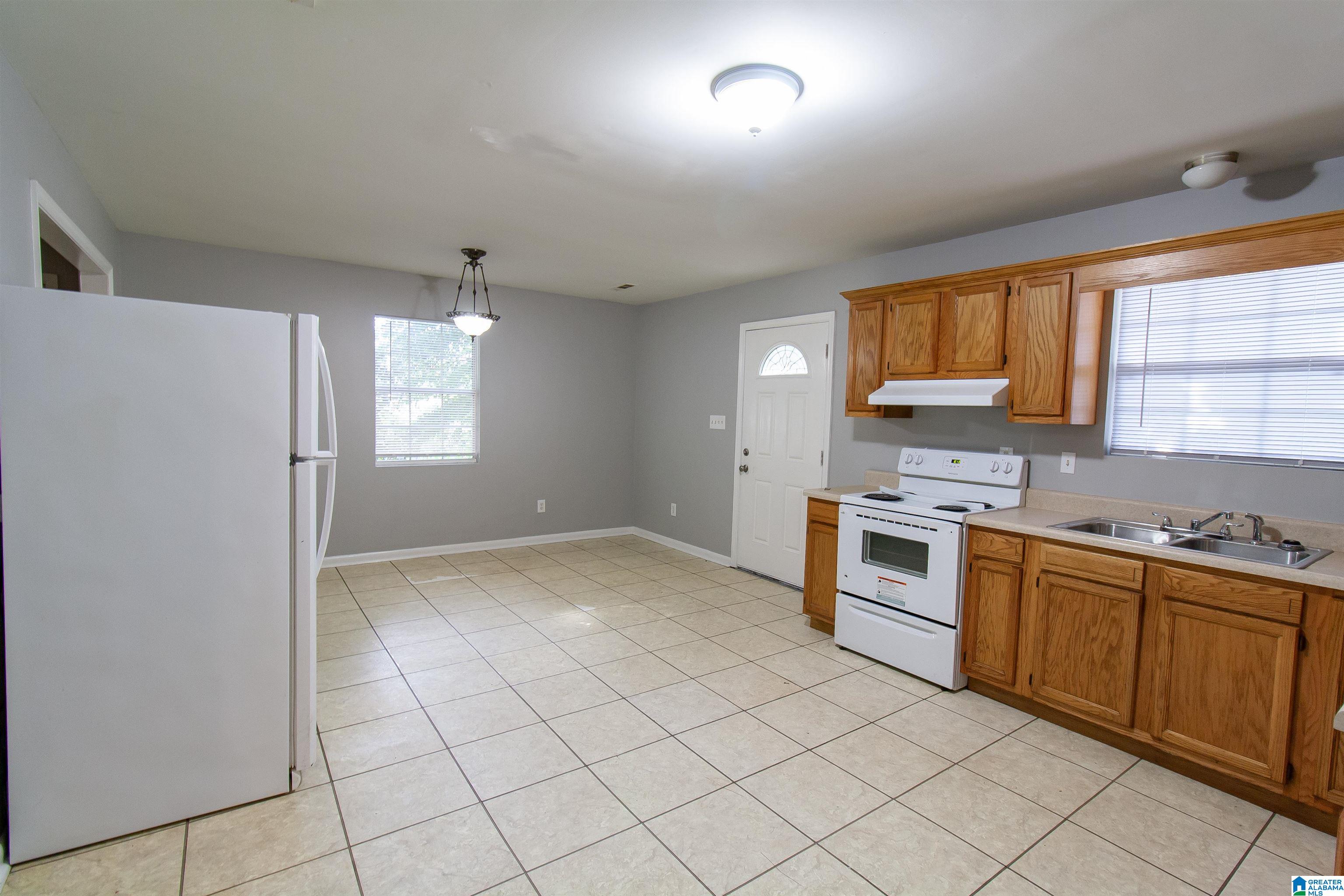 2524 17th Street Southwest Birmingham, AL 35208 - Photo 3 of 13