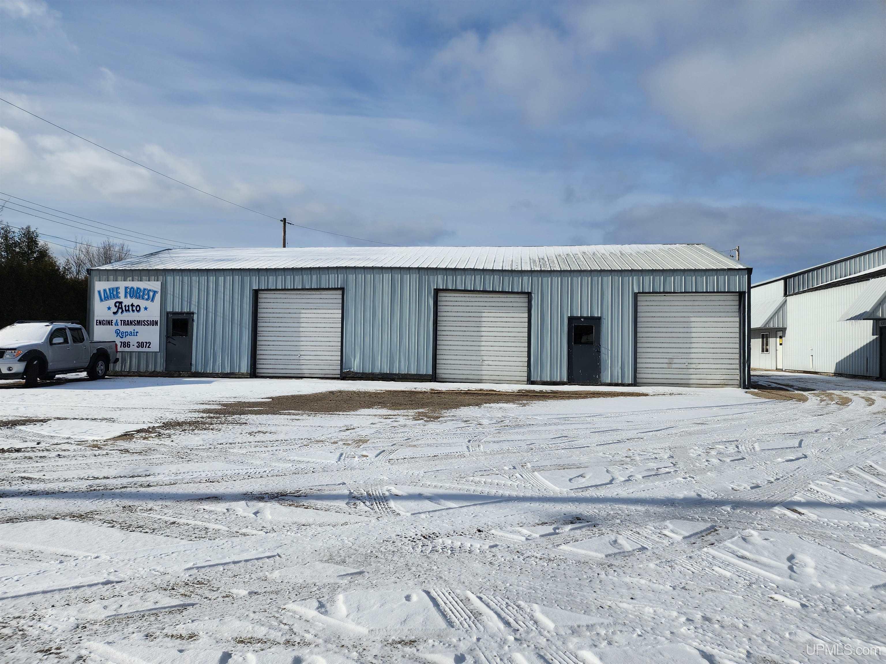 5224 11th Road Escanaba, MI 49829 - Photo 32 of 35