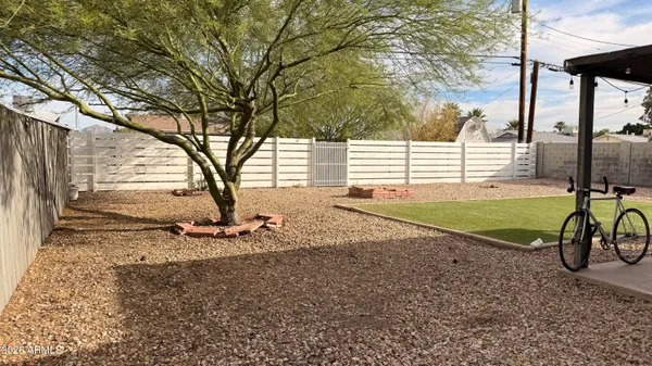 $2,250 | 1324 West 11th Street, Tempe, AZ 85281
